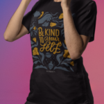 Camiseta Be Kind Your Self - Preta