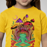 Camiseta Infantil Sapo Cogumelo - Amarelo Ouro