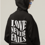 Moletom Canguru Love never fails - Preto